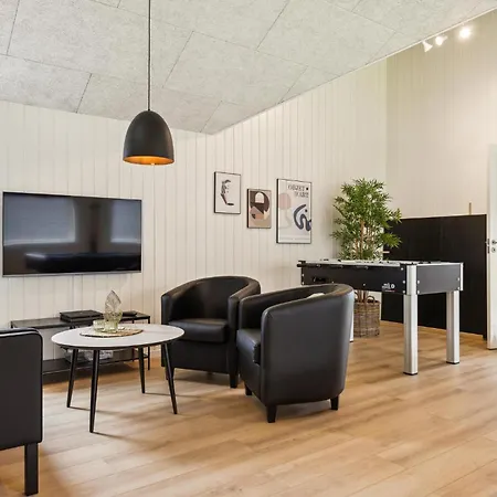 Holiday home Aqua 221 *